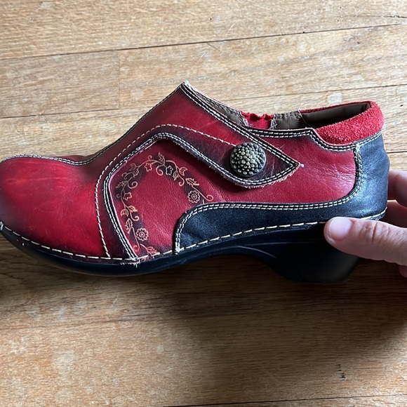 L’ARTISTE by Spring Step Red Clogs Country Style - Picture 2 of 4